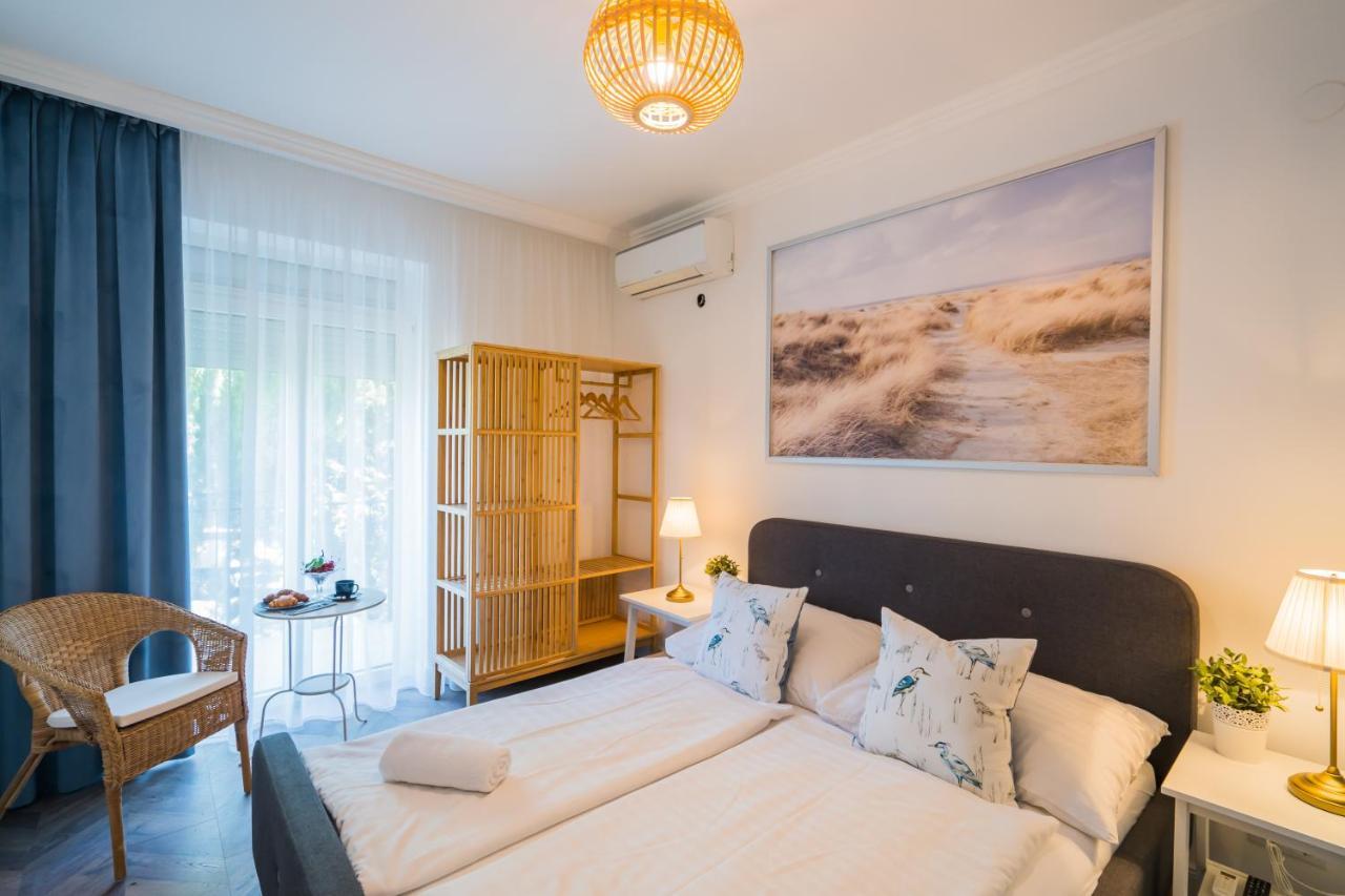 Csenge Villa Siófok Exteriör bild