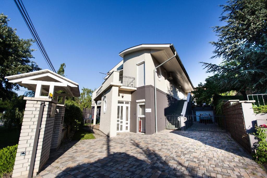 Csenge Villa Siófok Rum bild